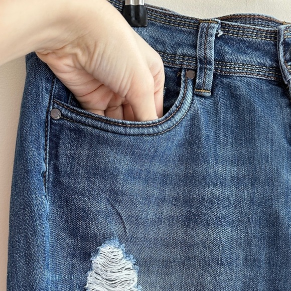 Dollhouse Charley Women's Distressed Blue Jeans, Size 11 - Picture 8 of 16